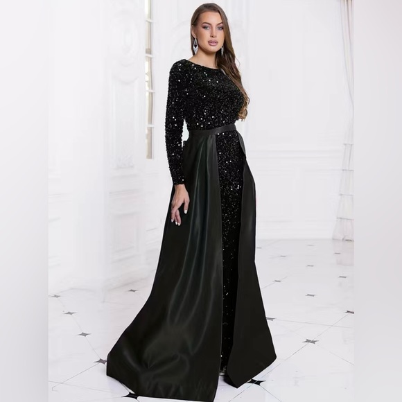 Jane Chic Designs La Robe Élégant - Picture 6 of 10